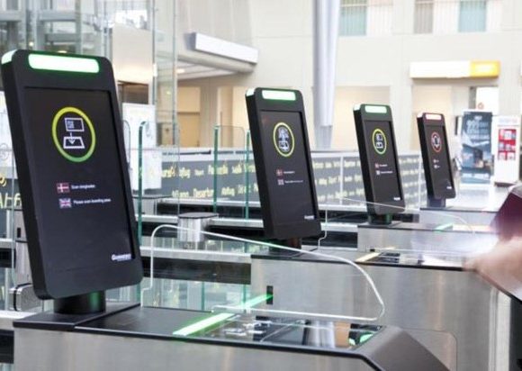 Gunnebo Entrance Control automated e-gates at a passenger terminal