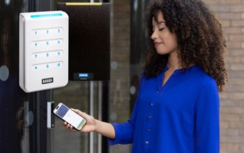 HID mobile access using a smartphone with HID access control readers